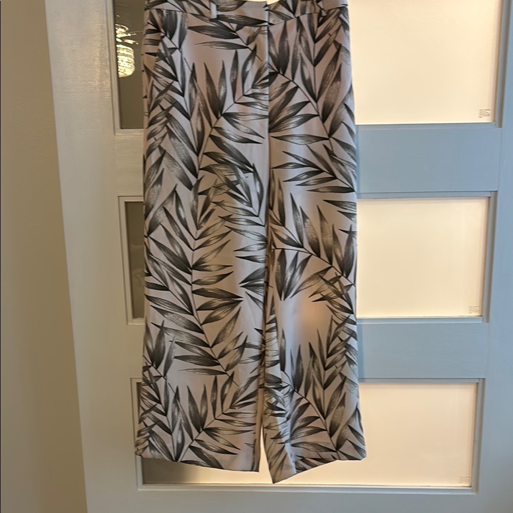 Leaf Print Wide-Leg Pants